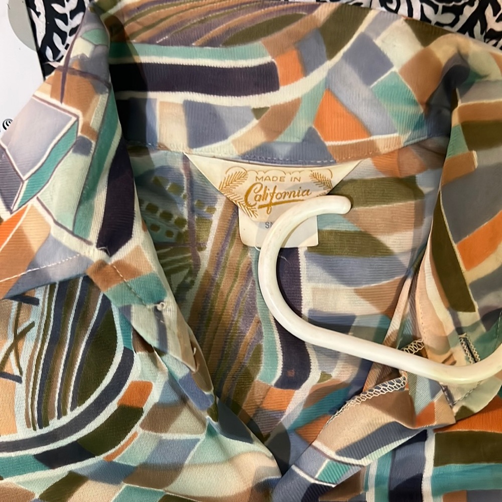 VINTAGE button up shirt SZ S Made in California